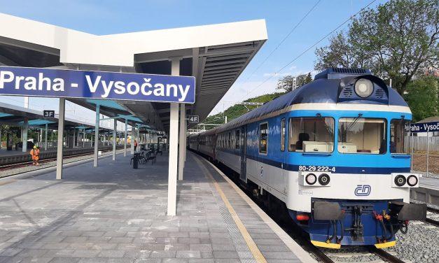 Nové nástupiště ve Vysočanech, Rajská zahrada má zpoždění